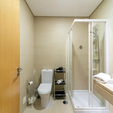 An Idyllic Algarve By The Water Feriehus *