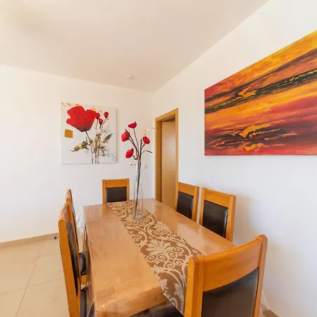 Feriehus An Idyllic Algarve By The Water *